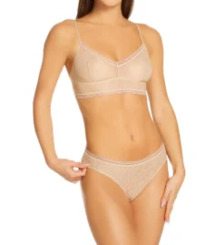 B.tempt'd By Wacoal Etched In Style Bralette 910225 -Allure Wear Shop b temptd by wacoal btmp01 910225 cs3