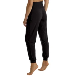 Commando Butter High-Rise Capri Jogger SL155 -Allure Wear Shop commando helo01 sl155 bs
