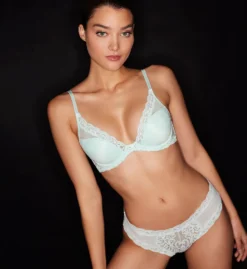 Natori Feathers Contour Plunge Bra 730023 -Allure Wear Shop natori nat001 730023 cs1